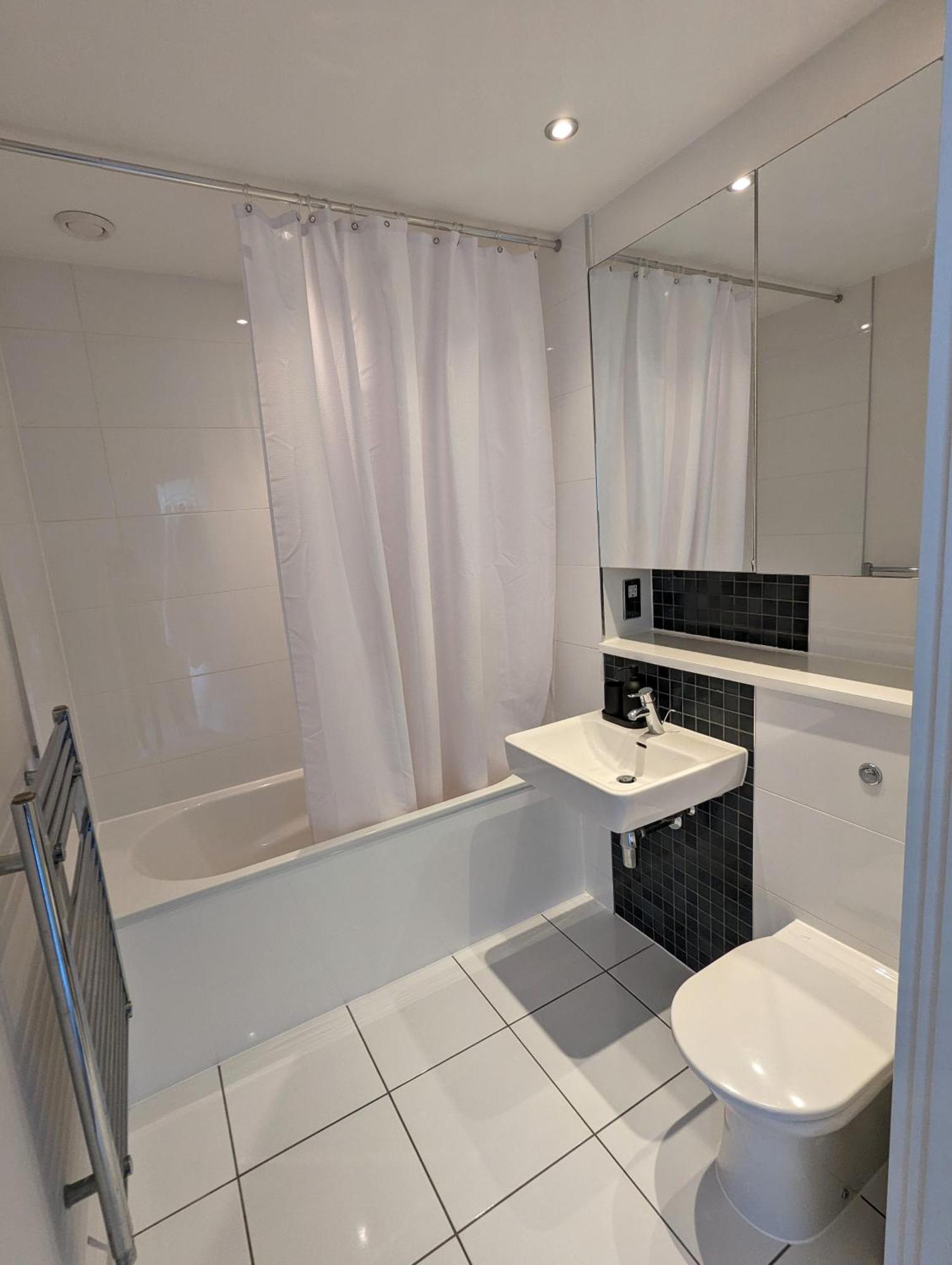 Elite Serenity Apartment Hemel Hempstead Dış mekan fotoğraf